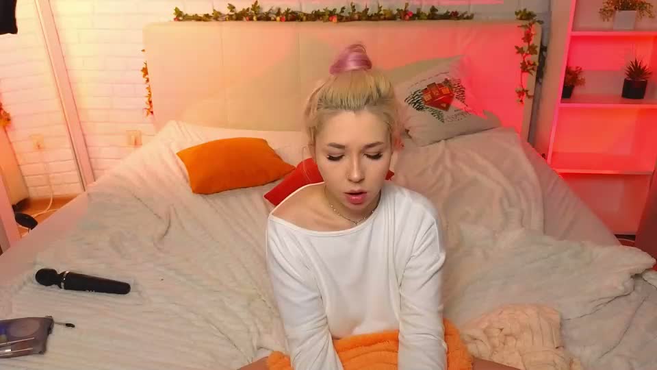 _ramune_ Cam Model Chat September 2, 2026