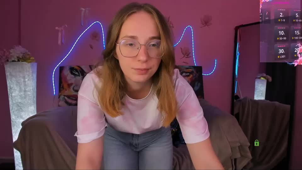 evalora_vei Cam Model Chat September 5, 2026