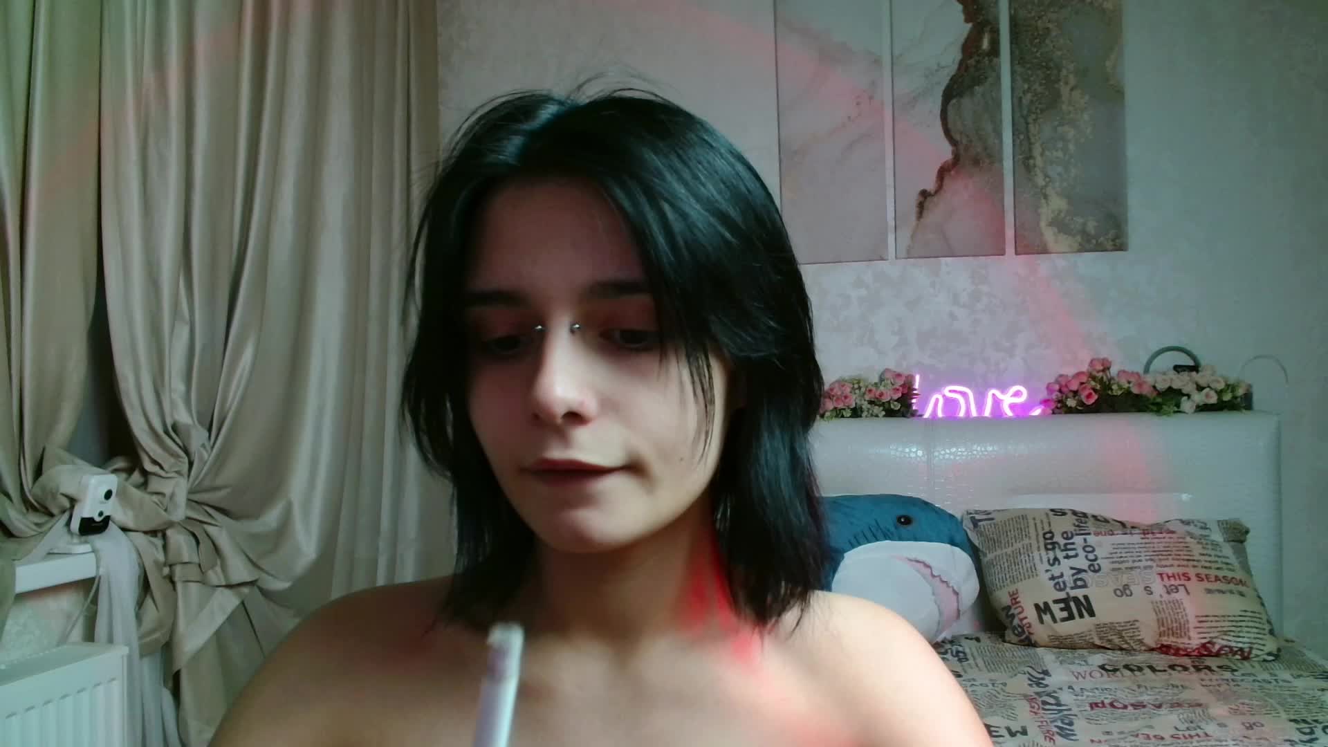TheSluttyFox Cam Model Chat September 9, 2026
