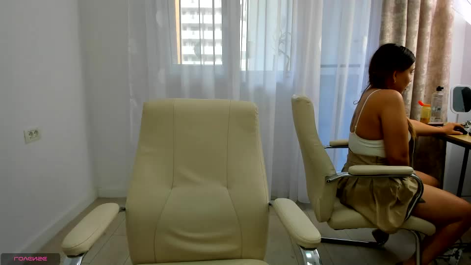 18te3ngirl Cam Model Chat September 14, 2026