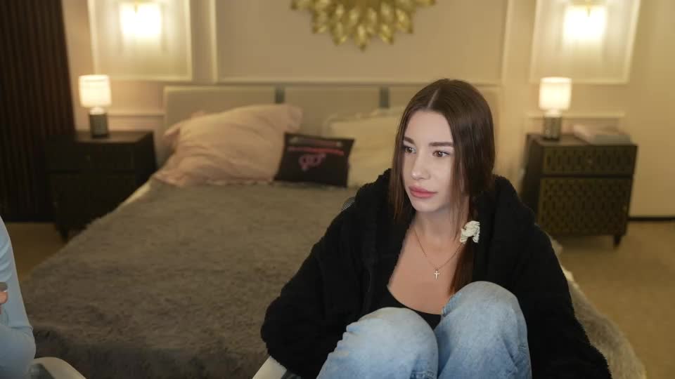 bright_diamonds_054 Cam Model Chat September 16, 2026