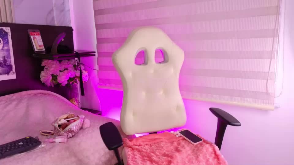 lara_as Cam Model Chat September 19, 2026
