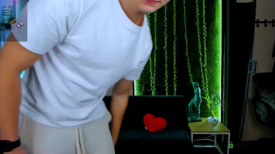 emmanuel_shine Cam Model Chat September 19, 2026