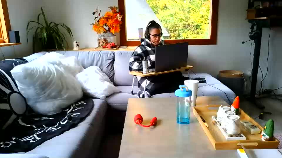 emyxxl Cam Model Chat September 29, 2026