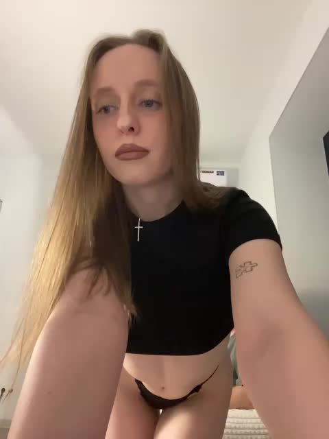 PeachPie Cam Model Chat October 1, 2026