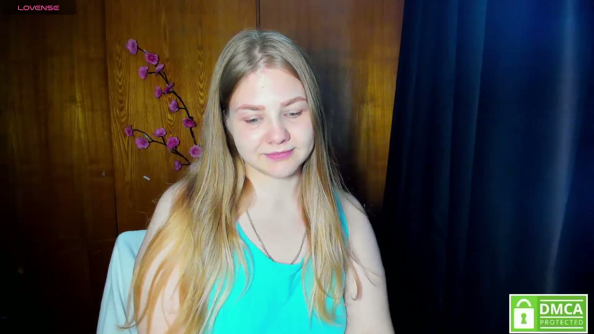 Emma-Frizea Cam Model Chat October 1, 2026