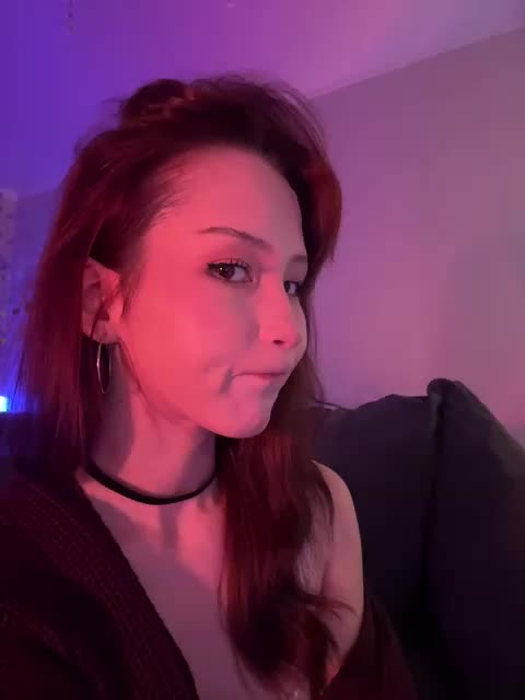 ShyAlya Cam Model Chat October 1, 2026