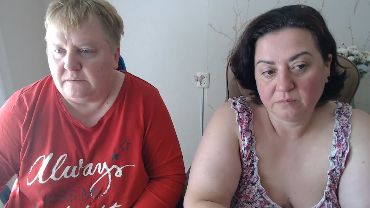 XMollyJaneEX Cam Model Chat October 2, 2026