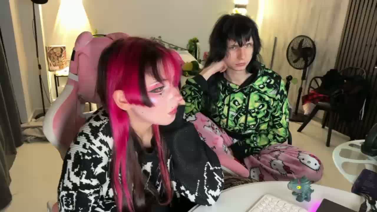 h3ntai-baby Cam Model Chat October 4, 2026