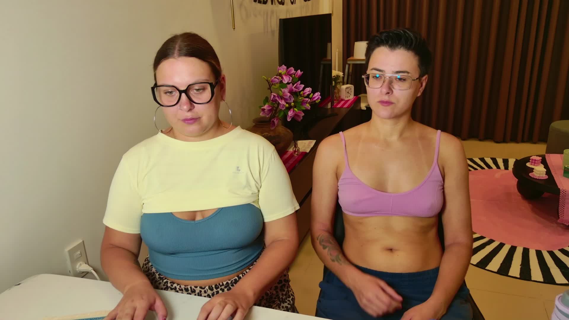 dreamteamgirls Cam Model Chat October 4, 2026