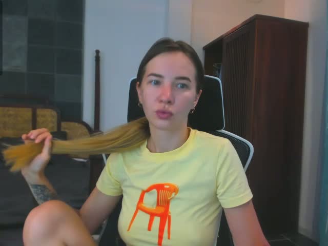 mel-collins Cam Model Chat October 5, 2026