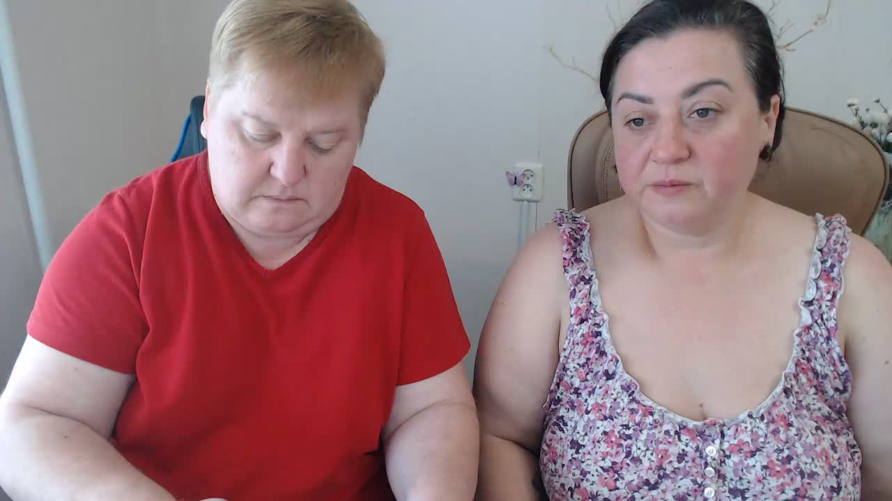 XMollyJaneEX Cam Model Chat October 8, 2026
