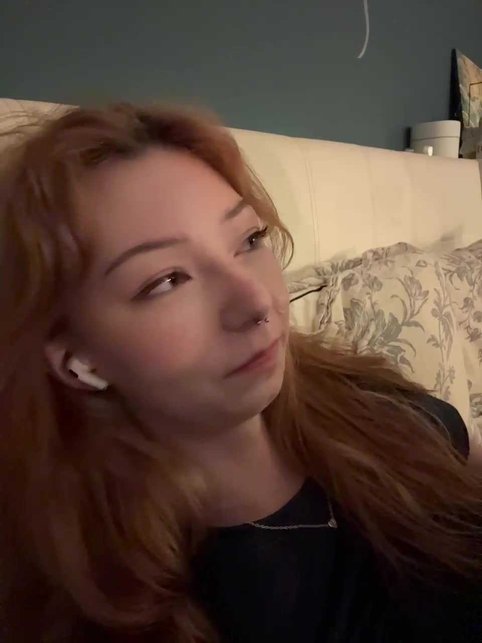 ShyAlya Cam Model Chat October 8, 2026