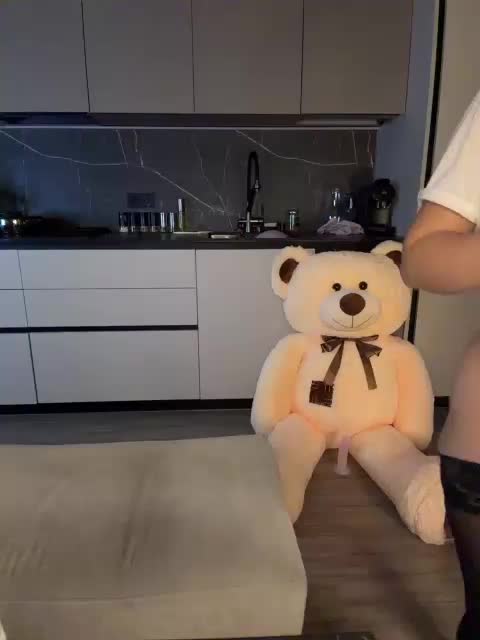 xKeryB Cam Model Chat October 21, 2026
