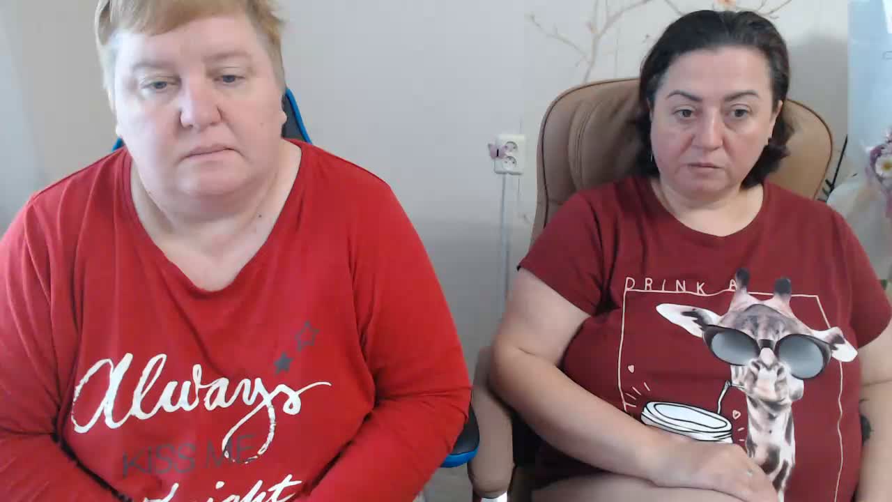 XMollyJaneEX Cam Model Chat October 22, 2026